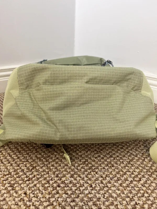 Patagonia Black Hole Pack 25L [InDepth 2023 Review!]